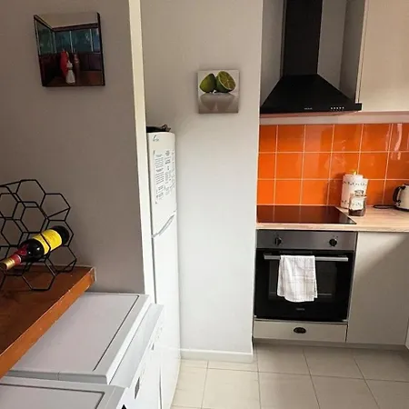 1 Bed-sleeps 2-gardens-pool-10 Min To * Dénia